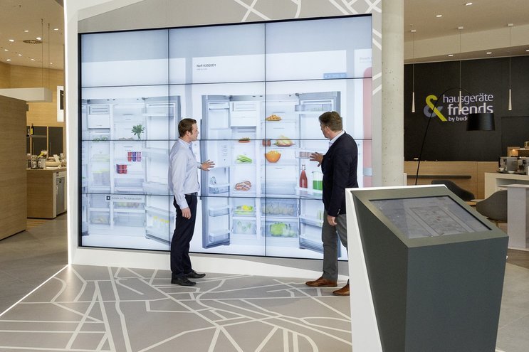Buddenhagen attracts customers with giant video wall to enhance shopping experience